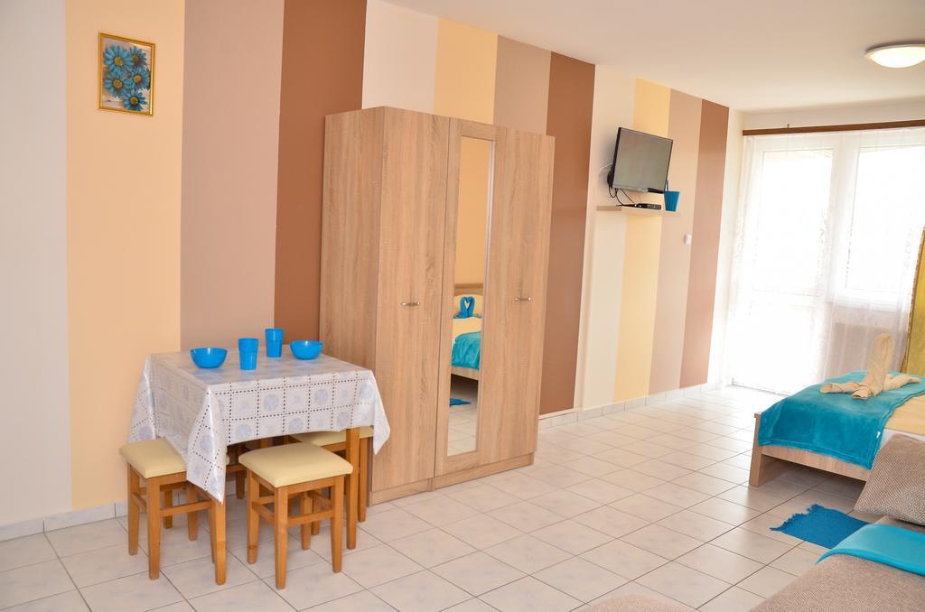 Amulett Studios Apartment Hajdúszoboszló Exteriör bild